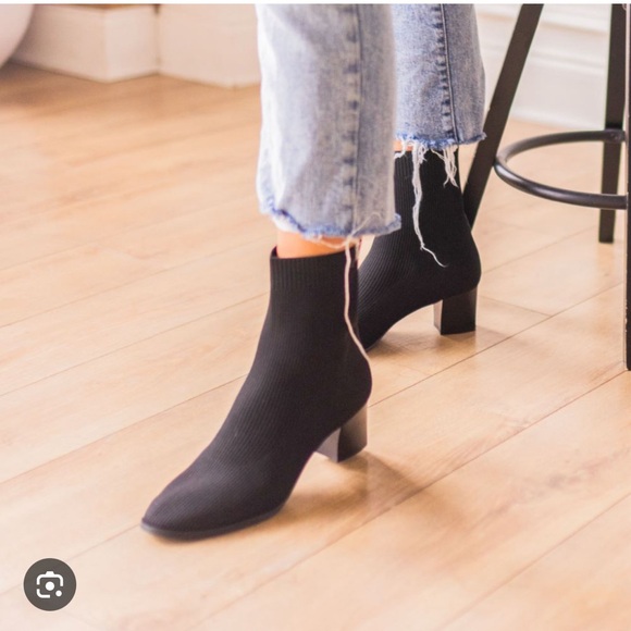 LDP PICARUS/ stretch knit fabric booties size 10 - Picture 2 of 7